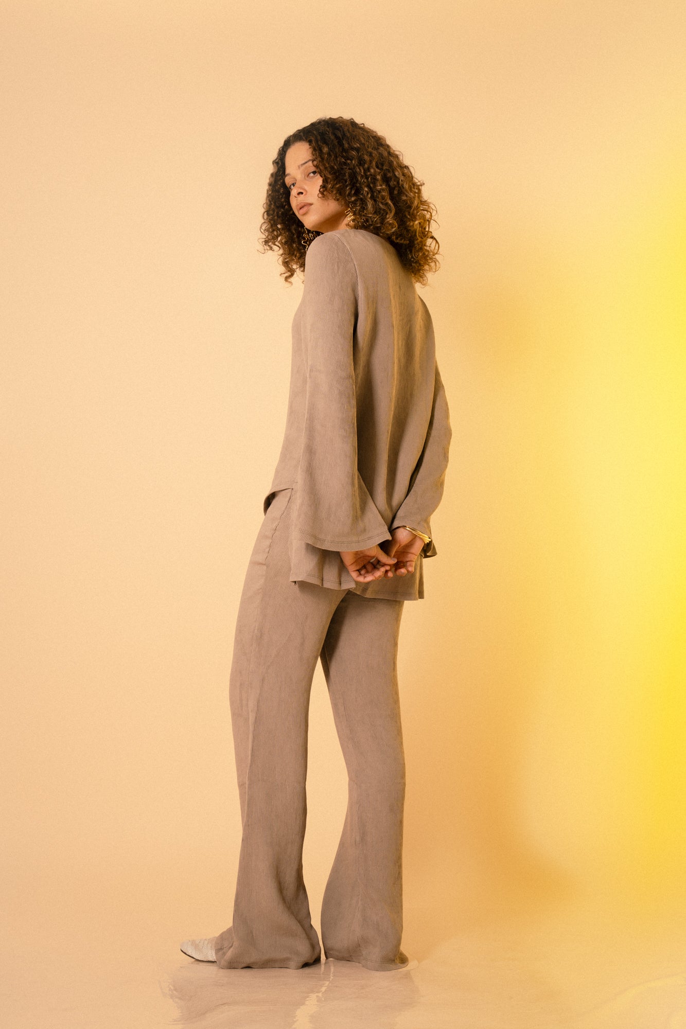 Earthen Flow Top - Coffee