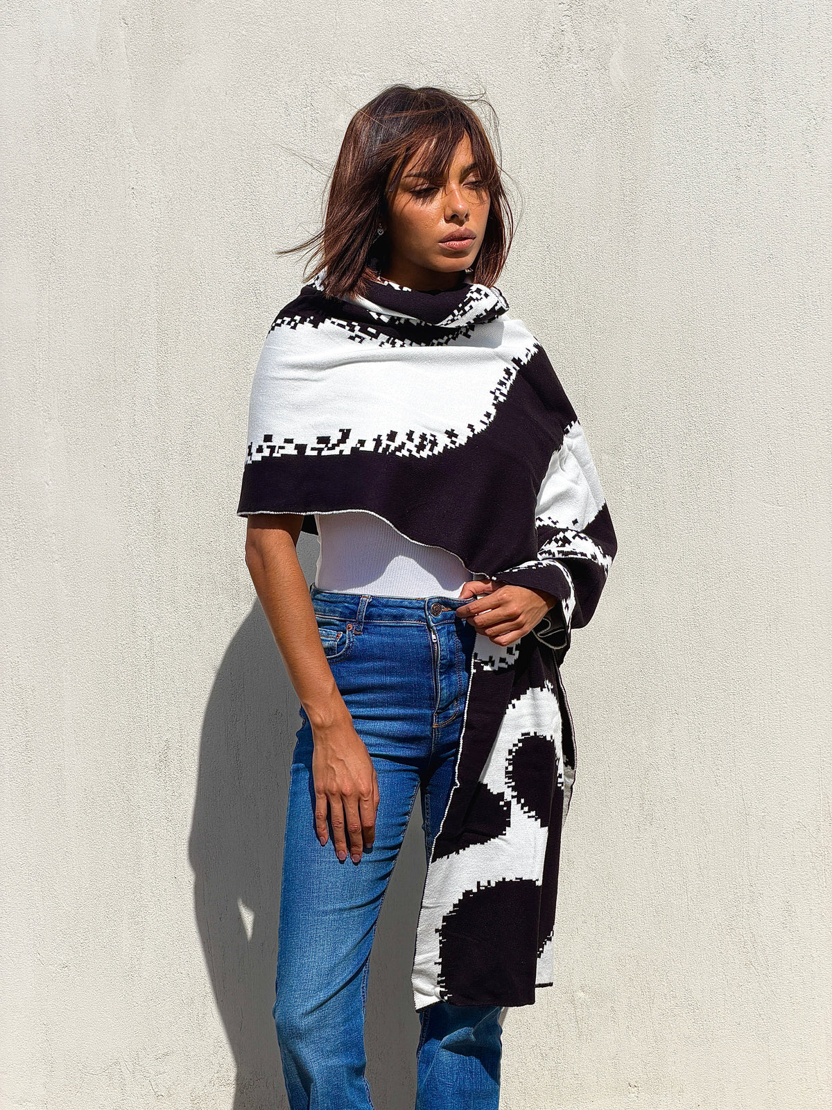 Areeba Scarf - Black X White