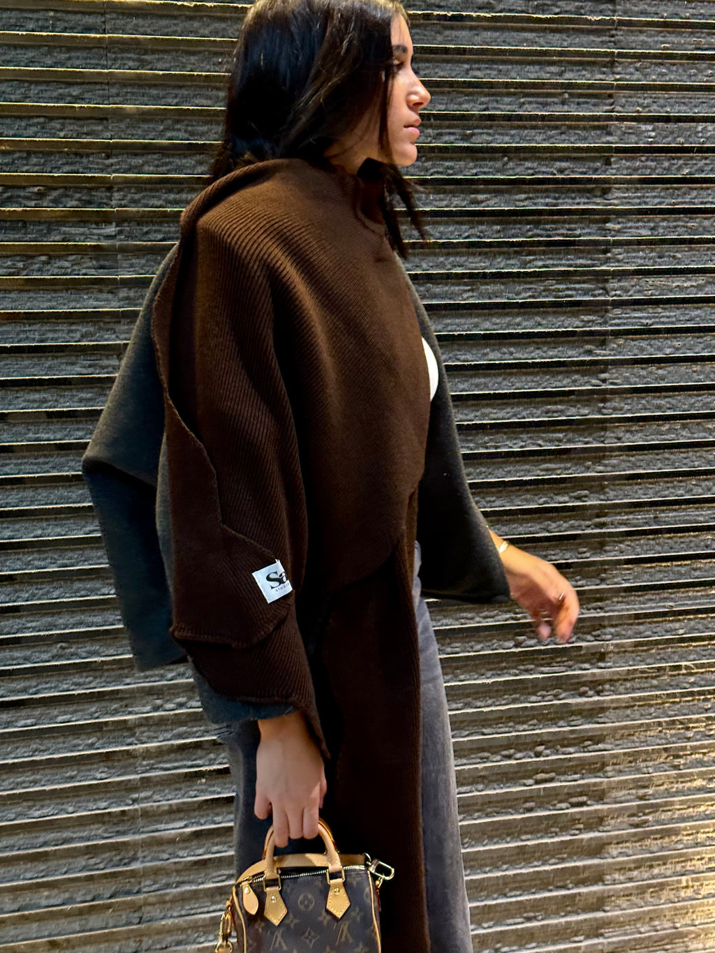 The Wavy wave Scarf