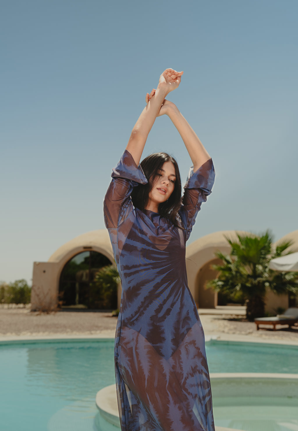 Sunny mesh coverup - blue & burgundy
