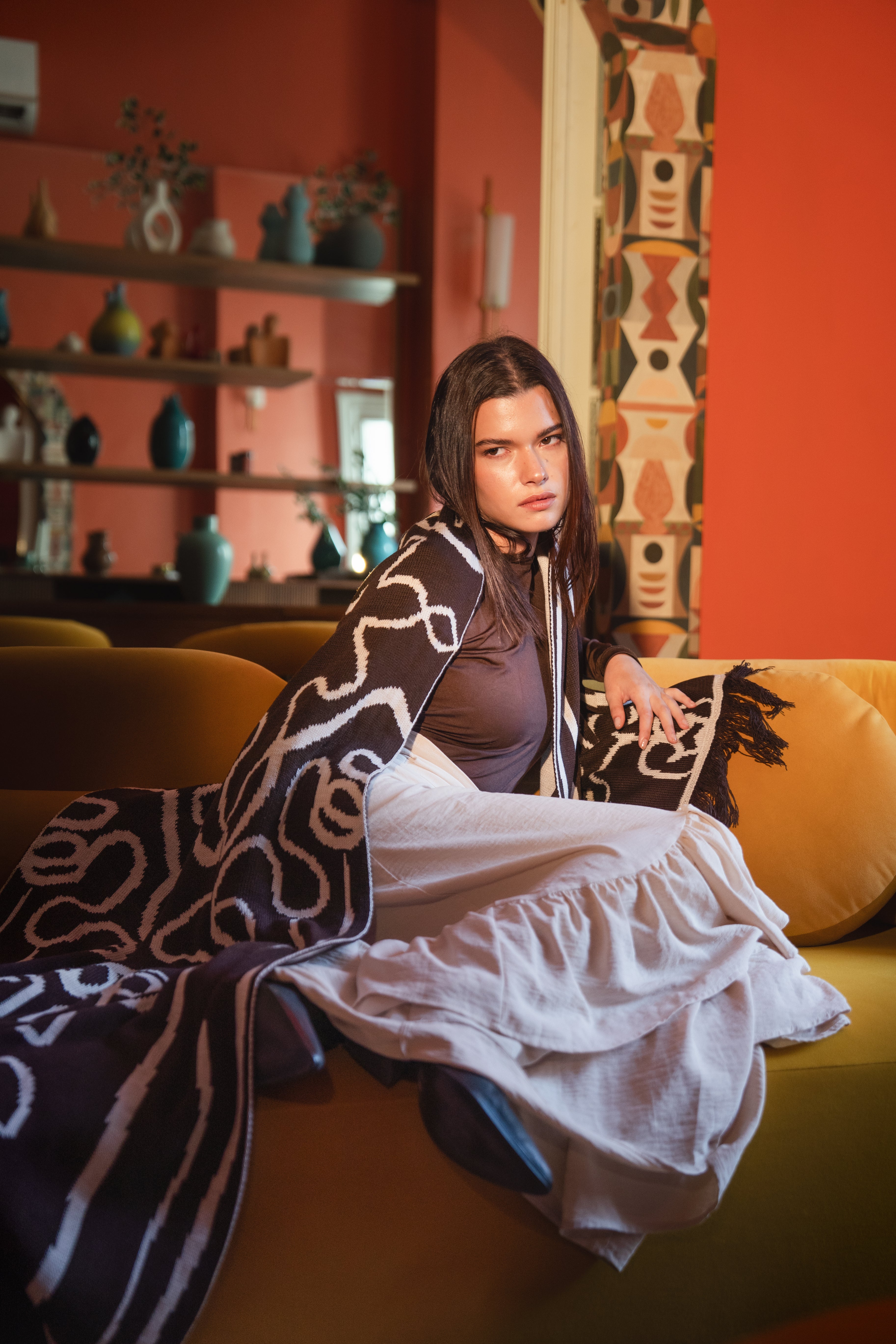 Elm Scarf Brown x Light Beige